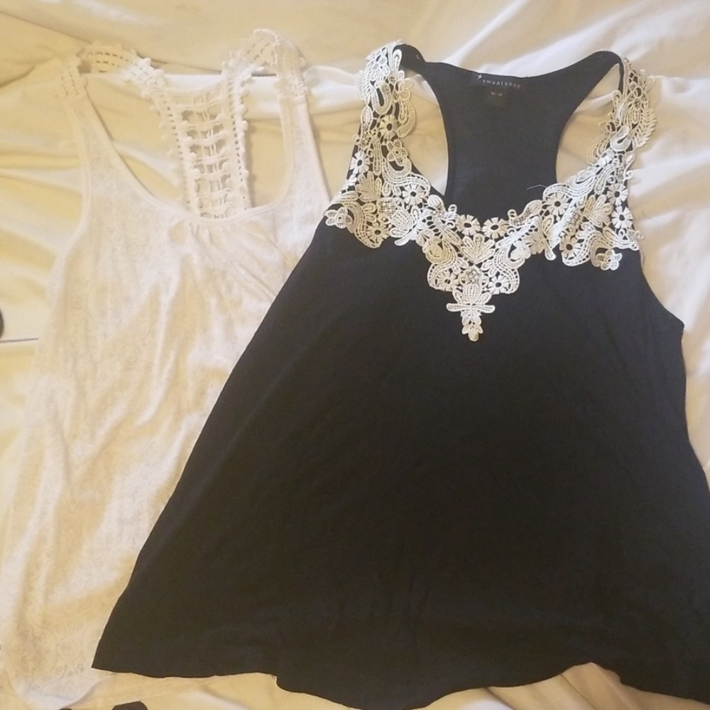 Lot of 2 Lace razor back tank